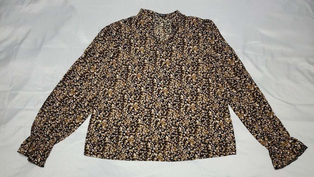 Skue Brown Abstract Floral Print Long Sleeve Blouse with Smocked Cuffs Size M